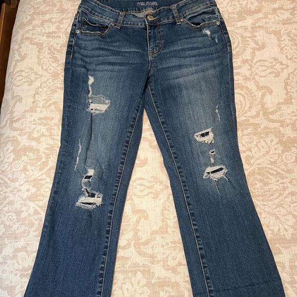 Maurices jeans raw edge distressed cropped straight leg blue denim thrashed Sz 6 - Picture 2 of 12